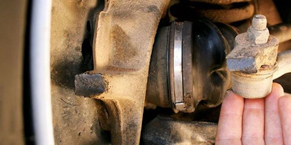 What Is the Role Of Steering Knuckles In Automobile Safety And How To Know That It Should Be Changed?