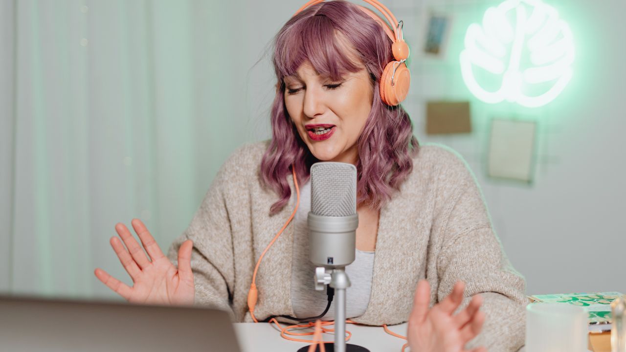 From Script to Studio Quality: How AIPodify Simplifies Podcast Creation